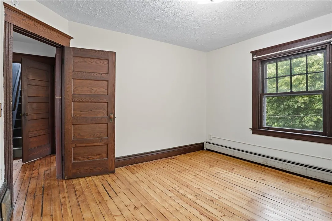 163 Ravine Avenue, Rochester, New York 14613, Rochester, New York 14613, 4 Bedrooms Bedrooms, 9 Rooms Rooms,1 BathroomBathrooms,Residential,Closed,163 Ravine Avenue, Rochester, New York 14613,0,R1639373