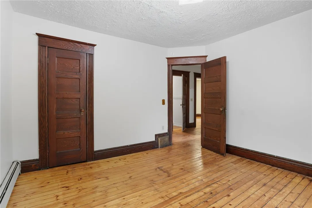 163 Ravine Avenue, Rochester, New York 14613, Rochester, New York 14613, 4 Bedrooms Bedrooms, 9 Rooms Rooms,1 BathroomBathrooms,Residential,Closed,163 Ravine Avenue, Rochester, New York 14613,0,R1639373