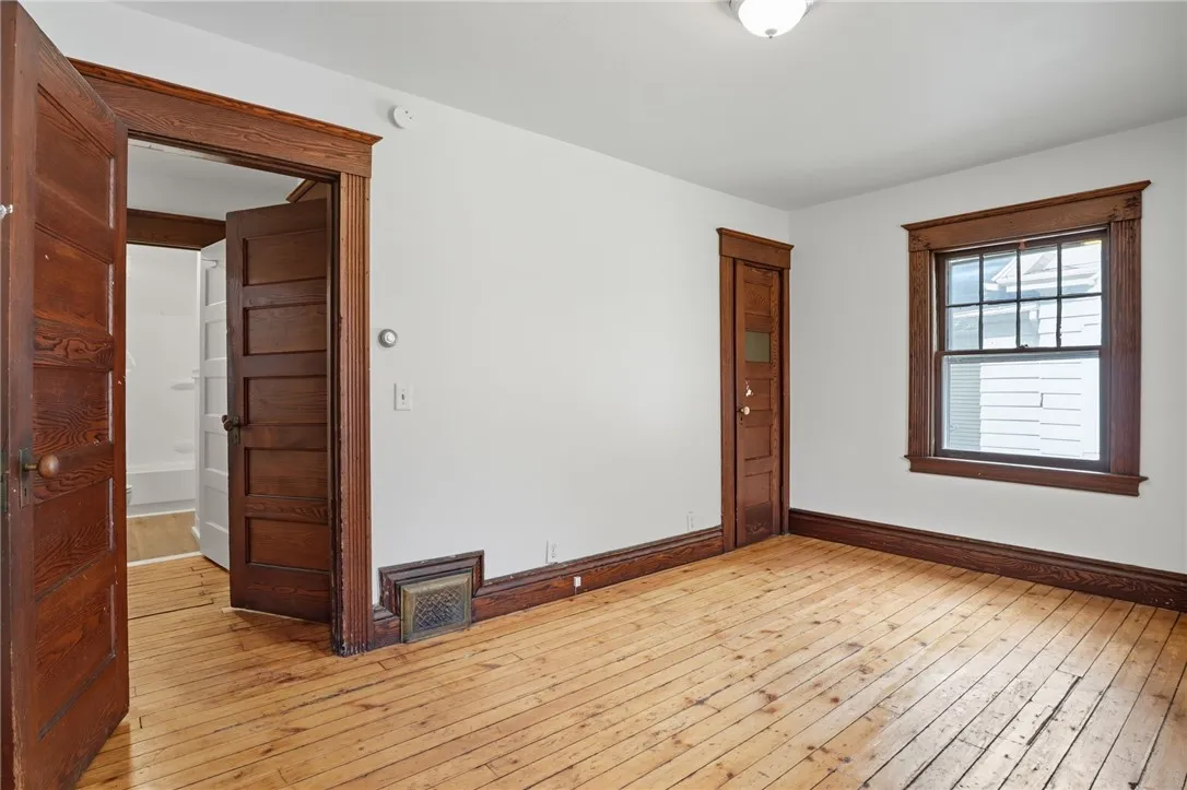 163 Ravine Avenue, Rochester, New York 14613, Rochester, New York 14613, 4 Bedrooms Bedrooms, 9 Rooms Rooms,1 BathroomBathrooms,Residential,Closed,163 Ravine Avenue, Rochester, New York 14613,0,R1639373
