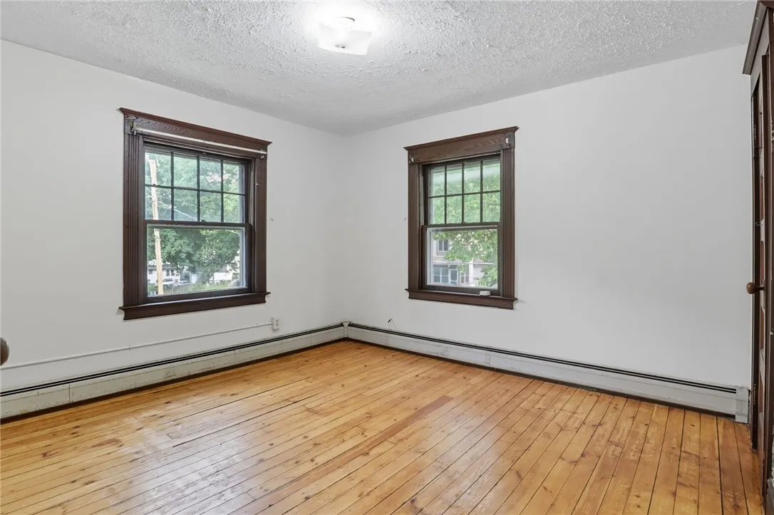 163 Ravine Avenue, Rochester, New York 14613, Rochester, New York 14613, 4 Bedrooms Bedrooms, 9 Rooms Rooms,1 BathroomBathrooms,Residential,Closed,163 Ravine Avenue, Rochester, New York 14613,0,R1639373