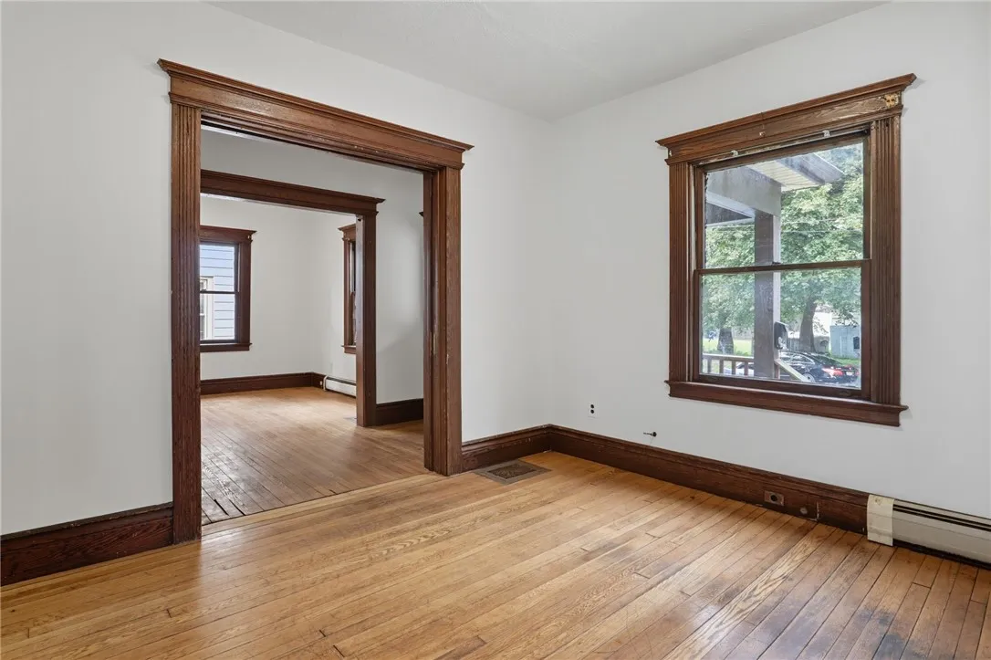 163 Ravine Avenue, Rochester, New York 14613, Rochester, New York 14613, 4 Bedrooms Bedrooms, 9 Rooms Rooms,1 BathroomBathrooms,Residential,Closed,163 Ravine Avenue, Rochester, New York 14613,0,R1639373