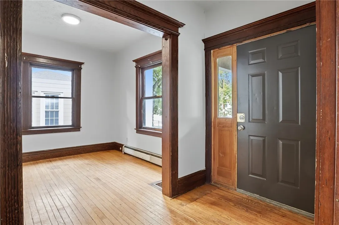 163 Ravine Avenue, Rochester, New York 14613, Rochester, New York 14613, 4 Bedrooms Bedrooms, 9 Rooms Rooms,1 BathroomBathrooms,Residential,Closed,163 Ravine Avenue, Rochester, New York 14613,0,R1639373