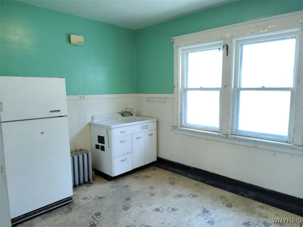 Upper unit - another view of kitchen