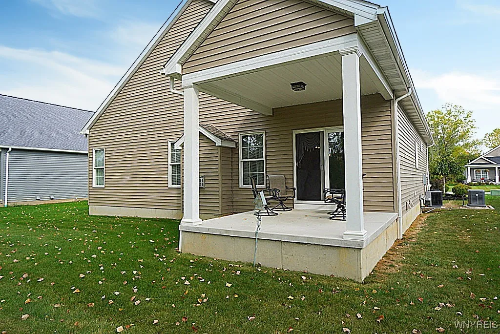 3836 Forest Park Way, Wheatfield, New York 14120, Wheatfield, New York 14120, 2 Bedrooms Bedrooms, 5 Rooms Rooms,2 BathroomsBathrooms,Residential,Closed,3836 Forest Park Way, Wheatfield, New York 14120,0,B1639435