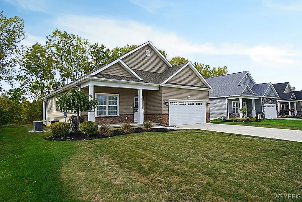 3836 Forest Park Way, Wheatfield, New York 14120, Wheatfield, New York 14120, 2 Bedrooms Bedrooms, 5 Rooms Rooms,2 BathroomsBathrooms,Residential,Closed,3836 Forest Park Way, Wheatfield, New York 14120,0,B1639435