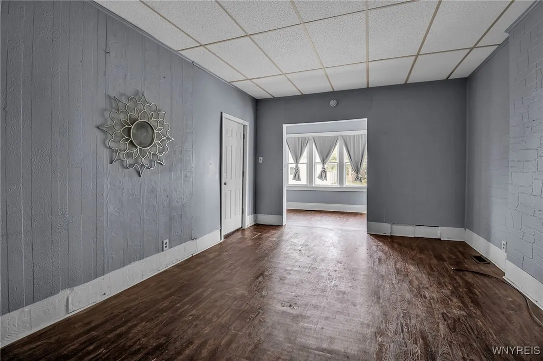 61 Wex Avenue, Buffalo, New York 14211, Buffalo, New York 14211, 5 Bedrooms Bedrooms, ,2 BathroomsBathrooms,Residential,For Sale,61 Wex Avenue, Buffalo, New York 14211,0,B1640734