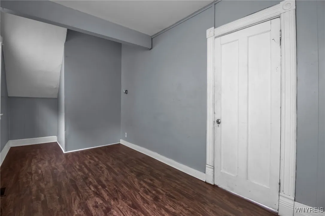 61 Wex Avenue, Buffalo, New York 14211, Buffalo, New York 14211, 5 Bedrooms Bedrooms, ,2 BathroomsBathrooms,Residential,For Sale,61 Wex Avenue, Buffalo, New York 14211,0,B1640734