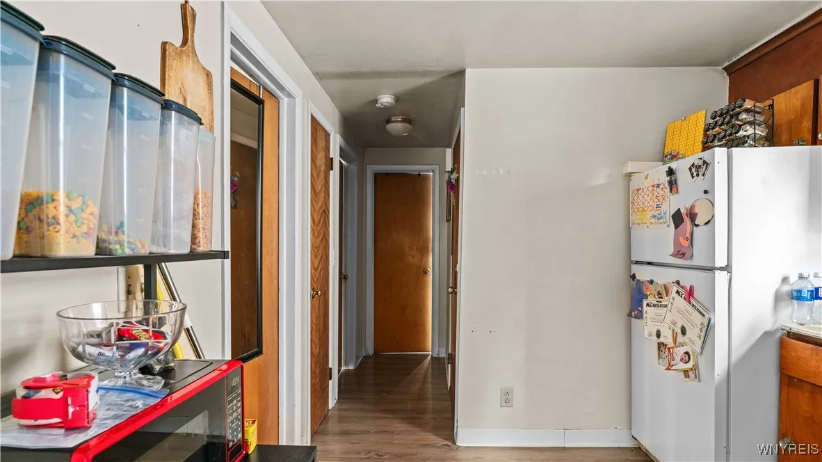 180 Euclid Avenue, Tonawanda, New York 14217, Tonawanda, New York 14217, 5 Bedrooms Bedrooms, ,2 BathroomsBathrooms,Residential,Closed,180 Euclid Avenue, Tonawanda, New York 14217,0,B1640148