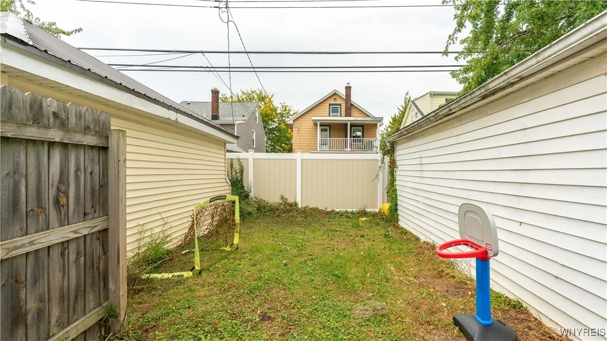 180 Euclid Avenue, Tonawanda, New York 14217, Tonawanda, New York 14217, 5 Bedrooms Bedrooms, ,2 BathroomsBathrooms,Residential,Closed,180 Euclid Avenue, Tonawanda, New York 14217,0,B1640148