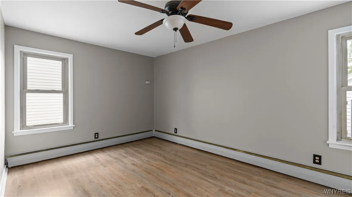 180 Euclid Avenue, Tonawanda, New York 14217, Tonawanda, New York 14217, 5 Bedrooms Bedrooms, ,2 BathroomsBathrooms,Residential,Closed,180 Euclid Avenue, Tonawanda, New York 14217,0,B1640148