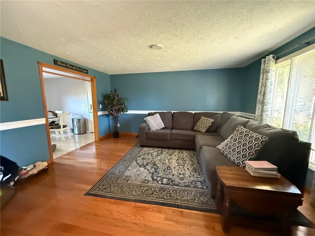 30 Audabon Terrace, Chili, New York 14624, Chili, New York 14624, 4 Bedrooms Bedrooms, 7 Rooms Rooms,1 BathroomBathrooms,Residential,Closed,30 Audabon Terrace, Chili, New York 14624,0,R1639839