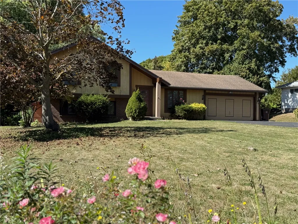 30 Audabon Terrace, Chili, New York 14624, Chili, New York 14624, 4 Bedrooms Bedrooms, 7 Rooms Rooms,1 BathroomBathrooms,Residential,Closed,30 Audabon Terrace, Chili, New York 14624,0,R1639839