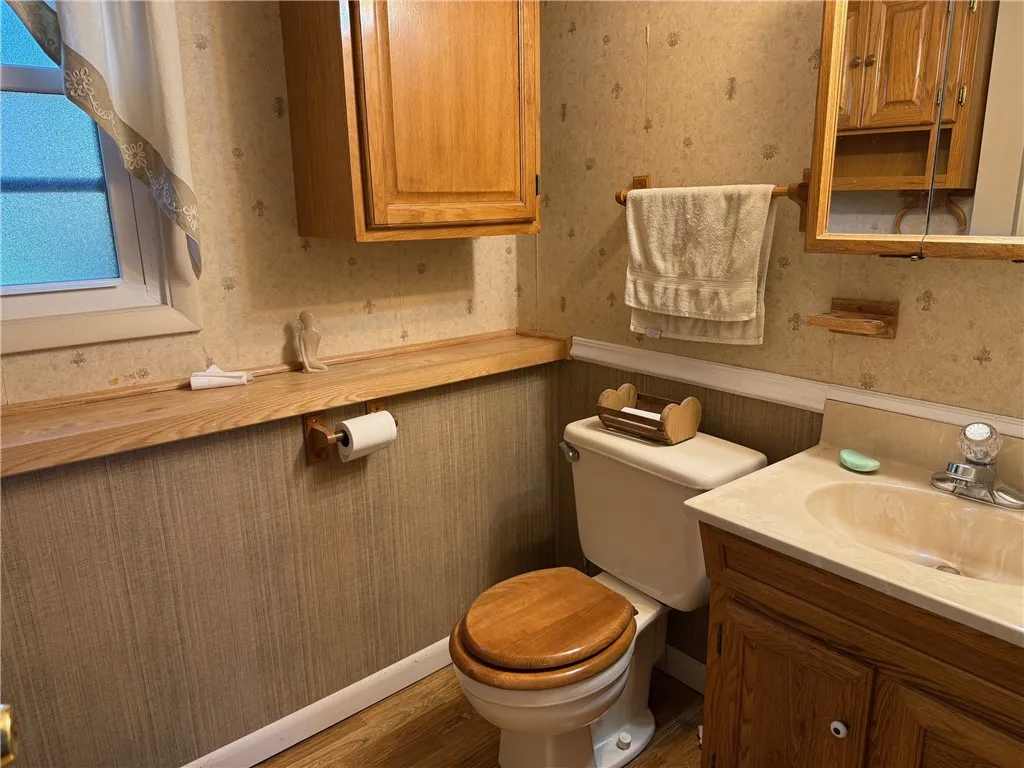 30 Audabon Terrace, Chili, New York 14624, Chili, New York 14624, 4 Bedrooms Bedrooms, 7 Rooms Rooms,1 BathroomBathrooms,Residential,Closed,30 Audabon Terrace, Chili, New York 14624,0,R1639839