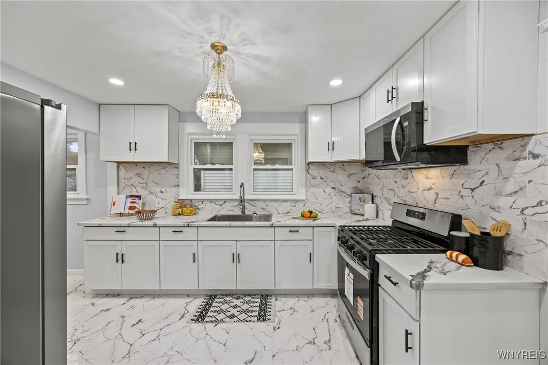 51 Sussex Street, Buffalo, New York 14215, Buffalo, New York 14215, 4 Bedrooms Bedrooms, 8 Rooms Rooms,2 BathroomsBathrooms,Residential,Closed,51 Sussex Street, Buffalo, New York 14215,0,B1640846