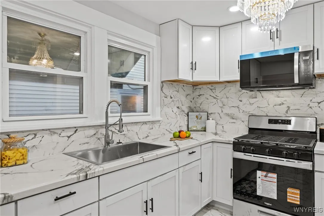 51 Sussex Street, Buffalo, New York 14215, Buffalo, New York 14215, 4 Bedrooms Bedrooms, 8 Rooms Rooms,2 BathroomsBathrooms,Residential,Closed,51 Sussex Street, Buffalo, New York 14215,0,B1640846