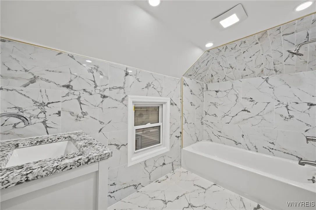 51 Sussex Street, Buffalo, New York 14215, Buffalo, New York 14215, 4 Bedrooms Bedrooms, 8 Rooms Rooms,2 BathroomsBathrooms,Residential,Closed,51 Sussex Street, Buffalo, New York 14215,0,B1640846