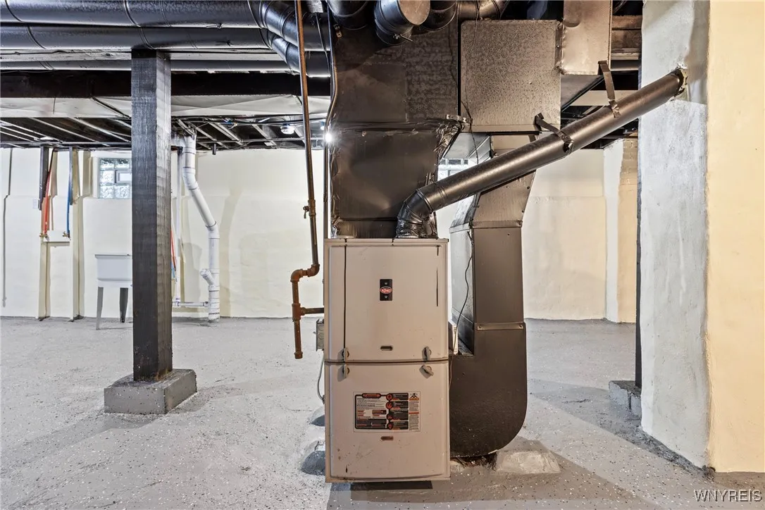 51 Sussex Street, Buffalo, New York 14215, Buffalo, New York 14215, 4 Bedrooms Bedrooms, 8 Rooms Rooms,2 BathroomsBathrooms,Residential,Closed,51 Sussex Street, Buffalo, New York 14215,0,B1640846