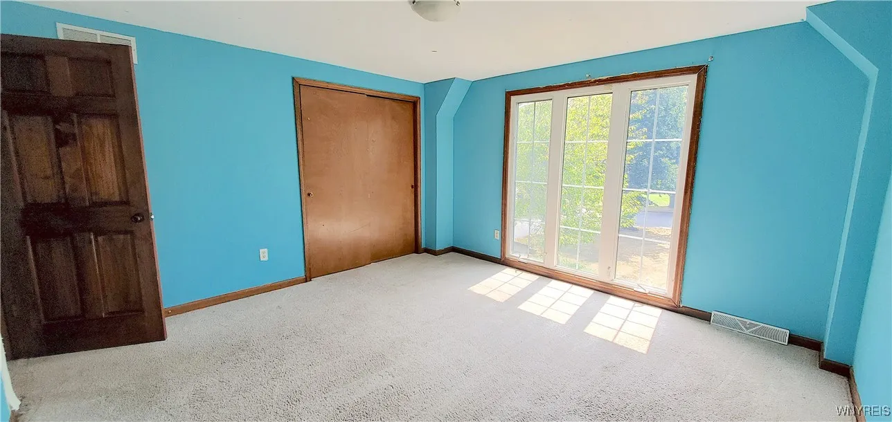 89 Greencastle Lane, Amherst, New York 14221, Amherst, New York 14221, 4 Bedrooms Bedrooms, 10 Rooms Rooms,2 BathroomsBathrooms,Residential Lease,For Rent,89 Greencastle Lane, Amherst, New York 14221,0,B1640695