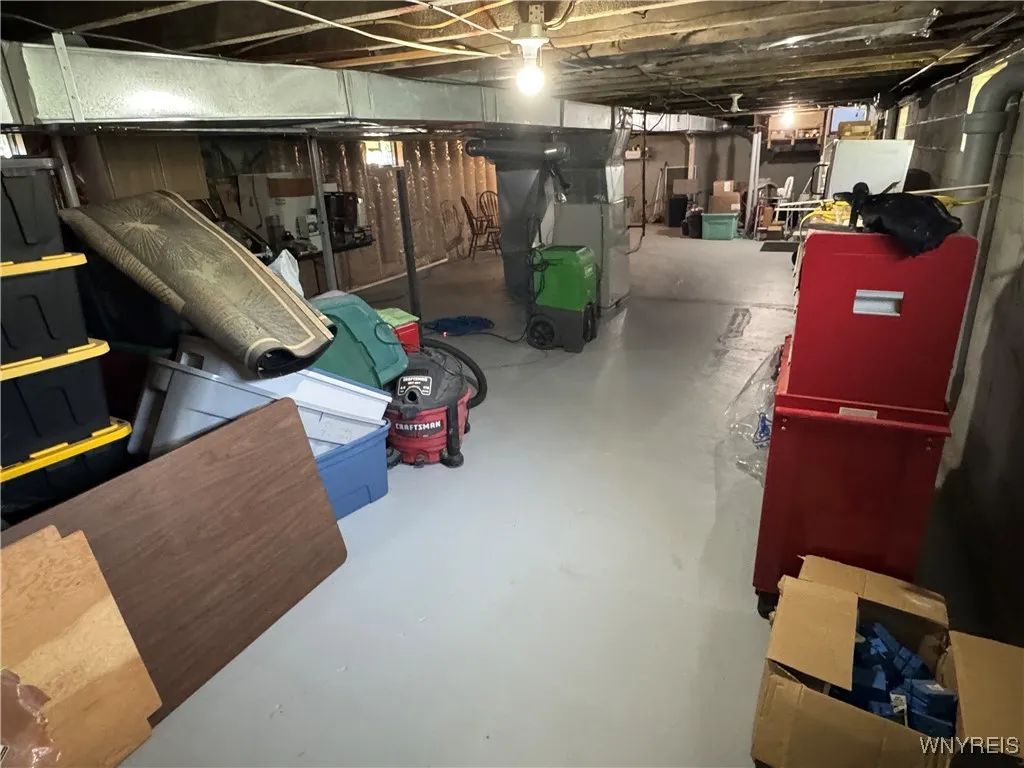 20 East Avenue, West Seneca, New York 14224, West Seneca, New York 14224, 6 Bedrooms Bedrooms, 13 Rooms Rooms,3 BathroomsBathrooms,Residential,For Sale,20 East Avenue, West Seneca, New York 14224,0,B1640835