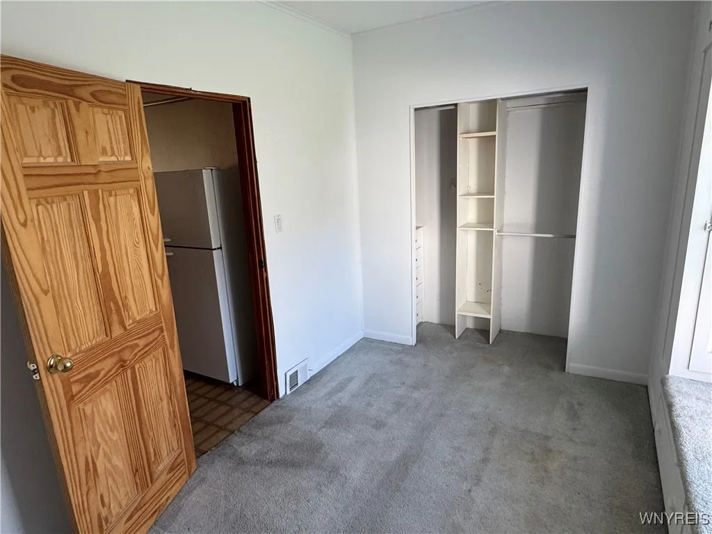 20 East Avenue, West Seneca, New York 14224, West Seneca, New York 14224, 6 Bedrooms Bedrooms, 13 Rooms Rooms,3 BathroomsBathrooms,Residential,For Sale,20 East Avenue, West Seneca, New York 14224,0,B1640835