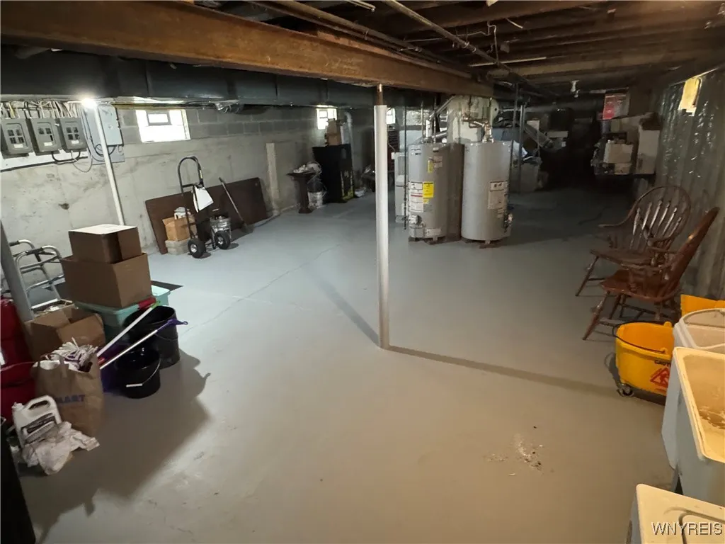 20 East Avenue, West Seneca, New York 14224, West Seneca, New York 14224, 6 Bedrooms Bedrooms, ,3 BathroomsBathrooms,Residential,For Sale,20 East Avenue, West Seneca, New York 14224,0,B1640836