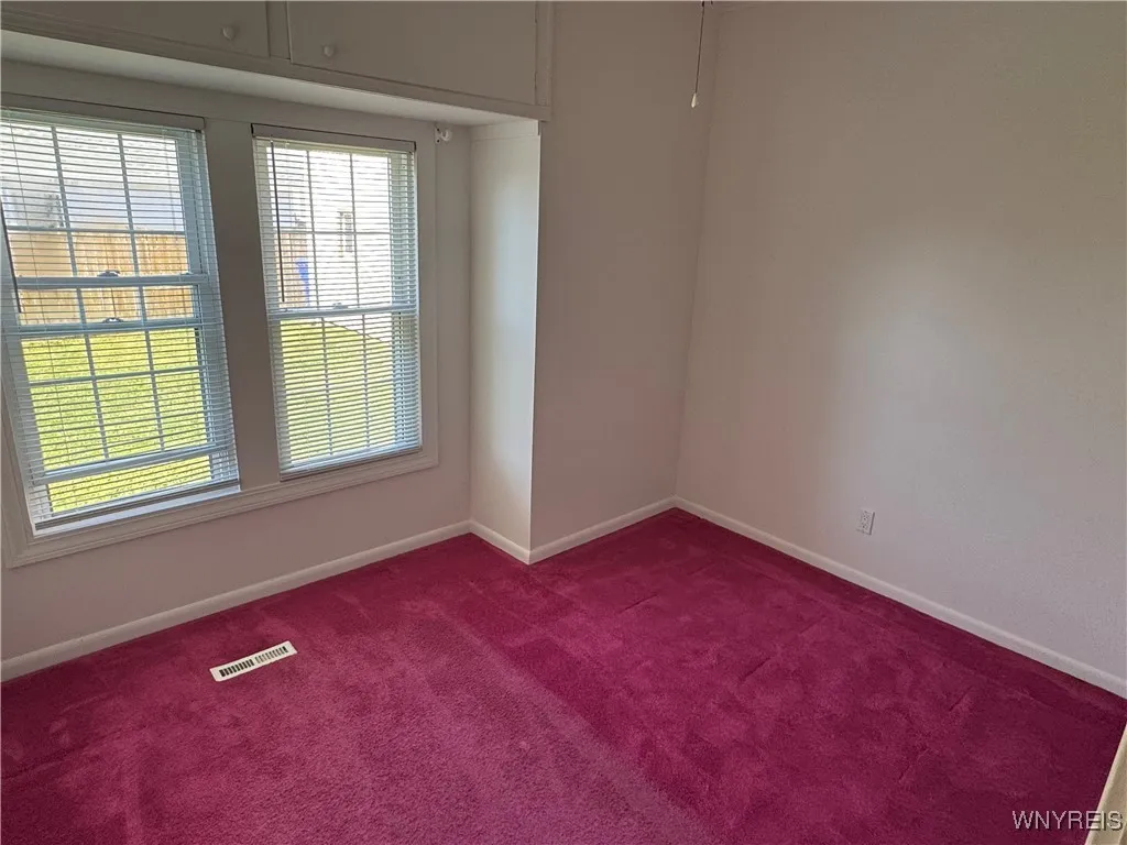 20 East Avenue, West Seneca, New York 14224, West Seneca, New York 14224, 6 Bedrooms Bedrooms, ,3 BathroomsBathrooms,Residential,For Sale,20 East Avenue, West Seneca, New York 14224,0,B1640836