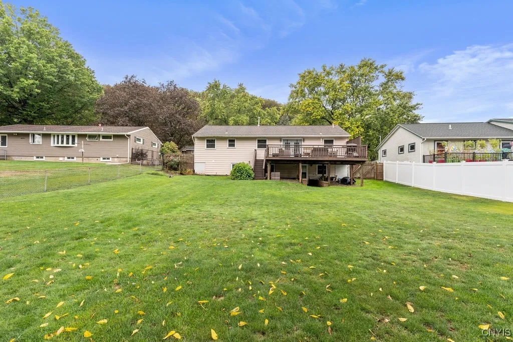 132 Sheraton Road, Onondaga, New York 13219, Onondaga, New York 13219, 3 Bedrooms Bedrooms, 8 Rooms Rooms,2 BathroomsBathrooms,Residential,Closed,132 Sheraton Road, Onondaga, New York 13219,0,S1640027