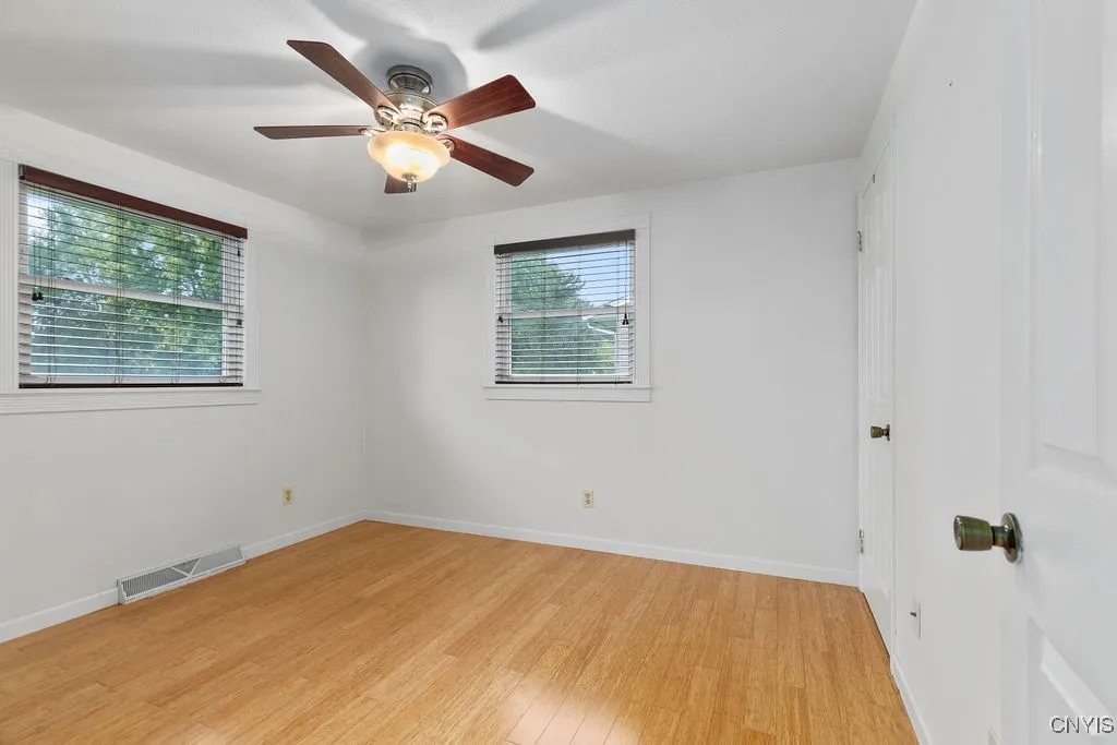 132 Sheraton Road, Onondaga, New York 13219, Onondaga, New York 13219, 3 Bedrooms Bedrooms, 8 Rooms Rooms,2 BathroomsBathrooms,Residential,Closed,132 Sheraton Road, Onondaga, New York 13219,0,S1640027