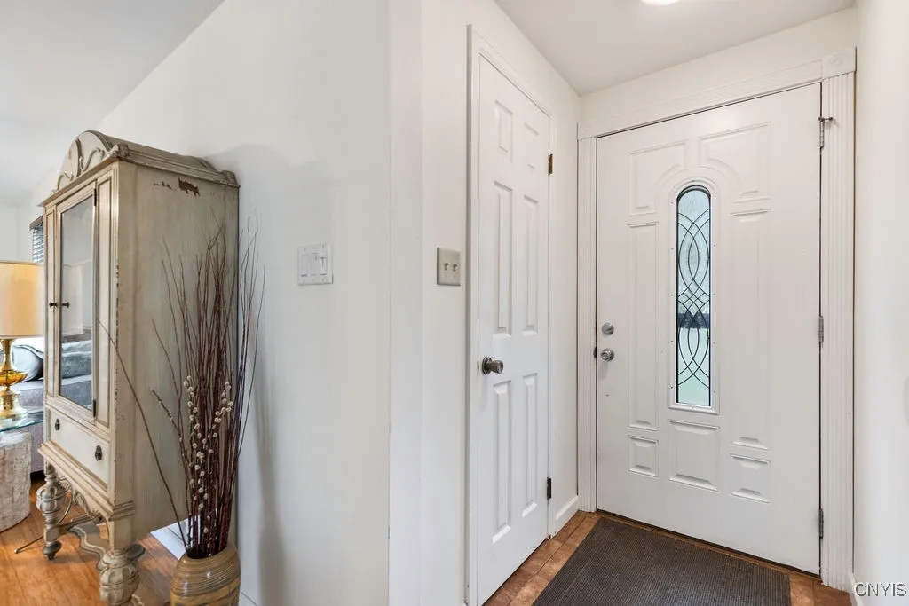 132 Sheraton Road, Onondaga, New York 13219, Onondaga, New York 13219, 3 Bedrooms Bedrooms, 8 Rooms Rooms,2 BathroomsBathrooms,Residential,Closed,132 Sheraton Road, Onondaga, New York 13219,0,S1640027