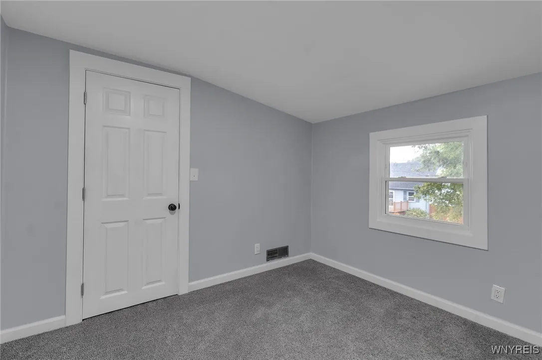 26 Payne Avenue, Buffalo, New York 14220, Buffalo, New York 14220, 5 Bedrooms Bedrooms, 11 Rooms Rooms,2 BathroomsBathrooms,Residential,For Sale,26 Payne Avenue, Buffalo, New York 14220,0,B1640916