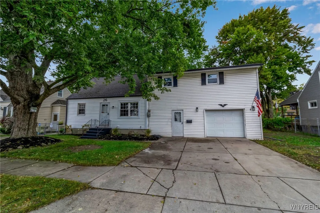 26 Payne Avenue, Buffalo, New York 14220, Buffalo, New York 14220, 5 Bedrooms Bedrooms, 11 Rooms Rooms,2 BathroomsBathrooms,Residential,For Sale,26 Payne Avenue, Buffalo, New York 14220,0,B1640916