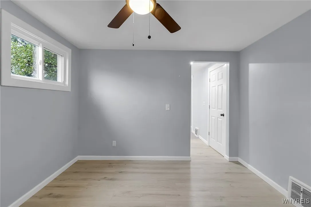 26 Payne Avenue, Buffalo, New York 14220, Buffalo, New York 14220, 5 Bedrooms Bedrooms, 11 Rooms Rooms,2 BathroomsBathrooms,Residential,For Sale,26 Payne Avenue, Buffalo, New York 14220,0,B1640916