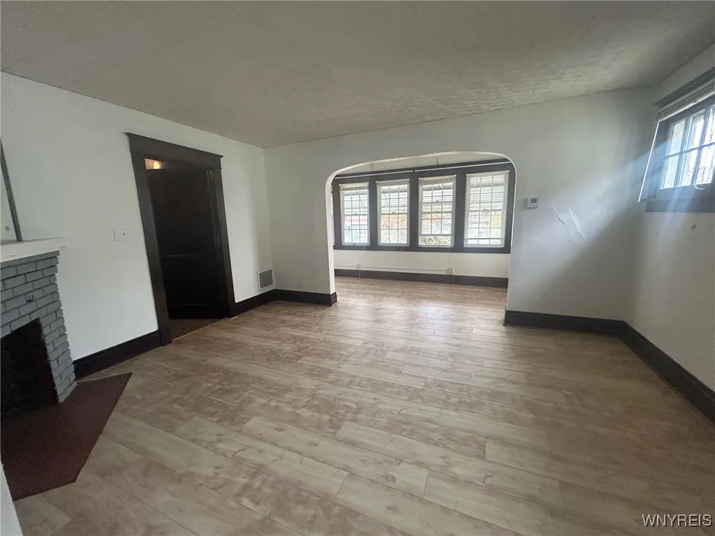 155 Colvin Avenue, Buffalo, New York 14216, Buffalo, New York 14216, 3 Bedrooms Bedrooms, 7 Rooms Rooms,1 BathroomBathrooms,Residential Lease,For Rent,155 Colvin Avenue, Buffalo, New York 14216,0,B1640792