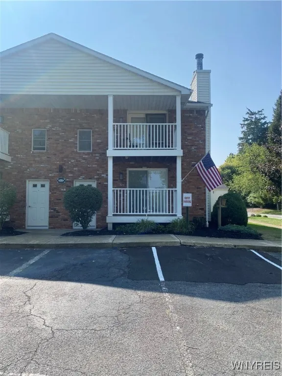 4623 Chestnut Ridge Road B, Amherst, New York 1422, Amherst, New York 14228, 2 Bedrooms Bedrooms, 5 Rooms Rooms,1 BathroomBathrooms,Residential Lease,For Rent,4623 Chestnut Ridge Road B, Amherst, New York 1422,0,B1640941