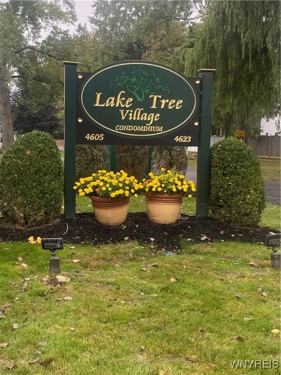 4623 Chestnut Ridge Road B, Amherst, New York 1422, Amherst, New York 14228, 2 Bedrooms Bedrooms, 5 Rooms Rooms,1 BathroomBathrooms,Residential Lease,For Rent,4623 Chestnut Ridge Road B, Amherst, New York 1422,0,B1640941