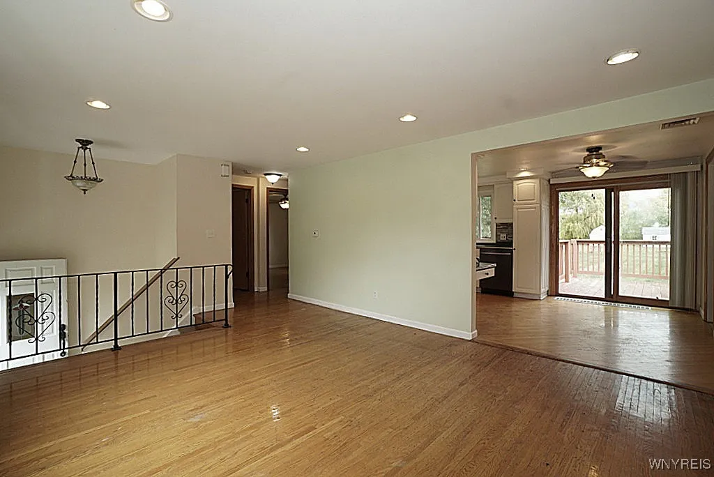 11052 Fairview Drive, Alden, New York 14086, Alden, New York 14086, 4 Bedrooms Bedrooms, 9 Rooms Rooms,1 BathroomBathrooms,Residential,For Sale,11052 Fairview Drive, Alden, New York 14086,0,B1640980