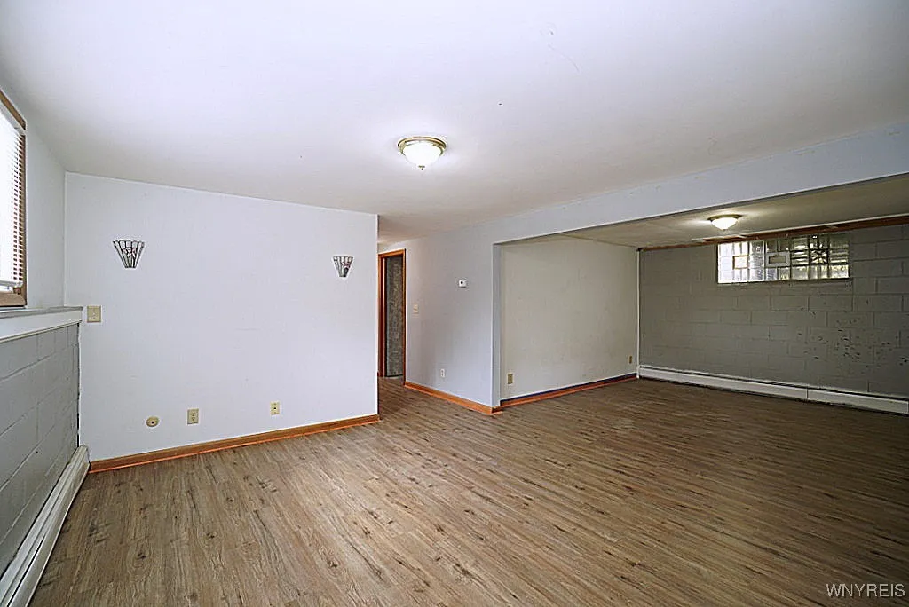 11052 Fairview Drive, Alden, New York 14086, Alden, New York 14086, 4 Bedrooms Bedrooms, 9 Rooms Rooms,1 BathroomBathrooms,Residential,For Sale,11052 Fairview Drive, Alden, New York 14086,0,B1640980