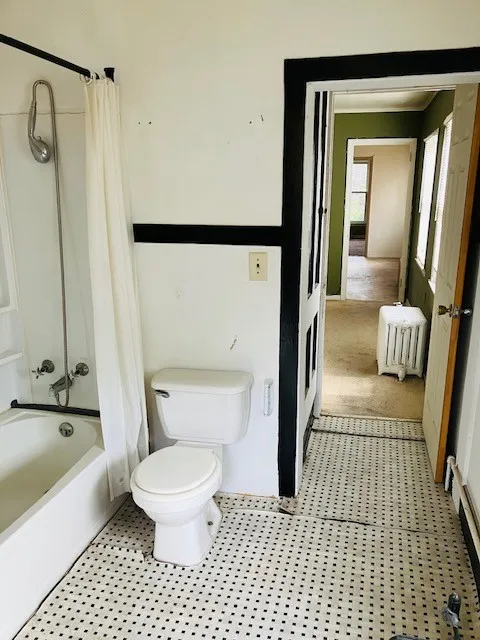 2nd floor bath.