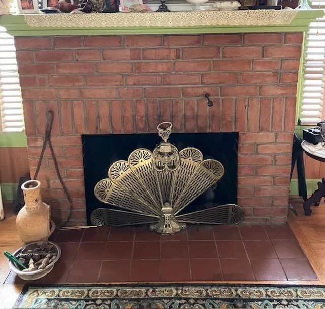 Gas fireplace.