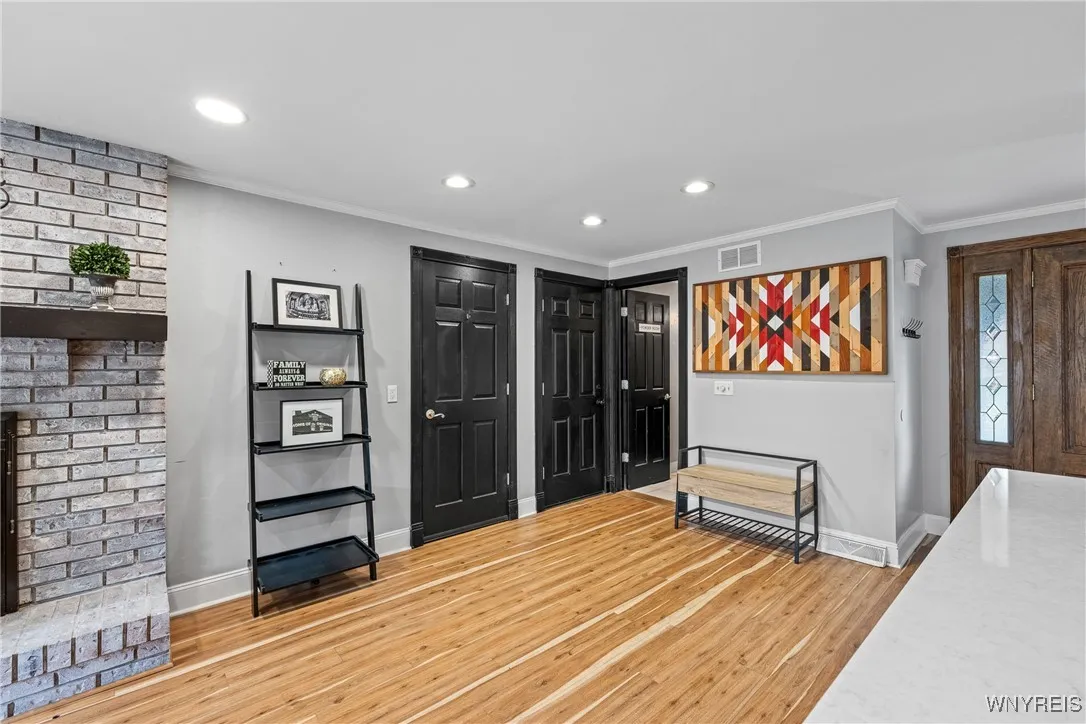 80 Forestview Court, Amherst, New York 14221, Amherst, New York 14221, 4 Bedrooms Bedrooms, 9 Rooms Rooms,2 BathroomsBathrooms,Residential,For Sale,80 Forestview Court, Amherst, New York 14221,0,B1640844