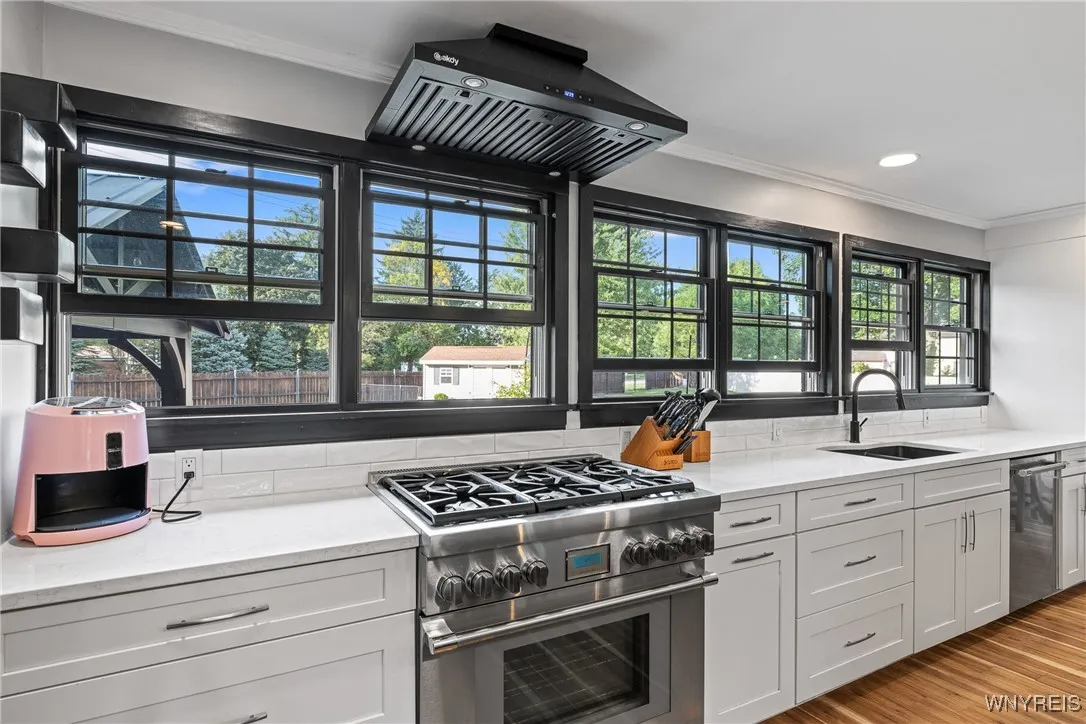 80 Forestview Court, Amherst, New York 14221, Amherst, New York 14221, 4 Bedrooms Bedrooms, 9 Rooms Rooms,2 BathroomsBathrooms,Residential,For Sale,80 Forestview Court, Amherst, New York 14221,0,B1640844