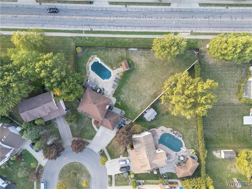 80 Forestview Court, Amherst, New York 14221, Amherst, New York 14221, 4 Bedrooms Bedrooms, 9 Rooms Rooms,2 BathroomsBathrooms,Residential,For Sale,80 Forestview Court, Amherst, New York 14221,0,B1640844