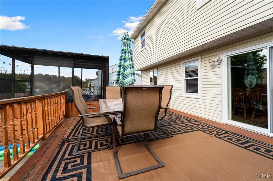 8655 Bayview Drive, Cicero, New York 13039, Cicero, New York 13039, 3 Bedrooms Bedrooms, 9 Rooms Rooms,1 BathroomBathrooms,Residential,For Sale,8655 Bayview Drive, Cicero, New York 13039,0,S1640235