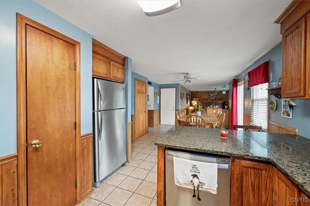 8655 Bayview Drive, Cicero, New York 13039, Cicero, New York 13039, 3 Bedrooms Bedrooms, 9 Rooms Rooms,1 BathroomBathrooms,Residential,For Sale,8655 Bayview Drive, Cicero, New York 13039,0,S1640235