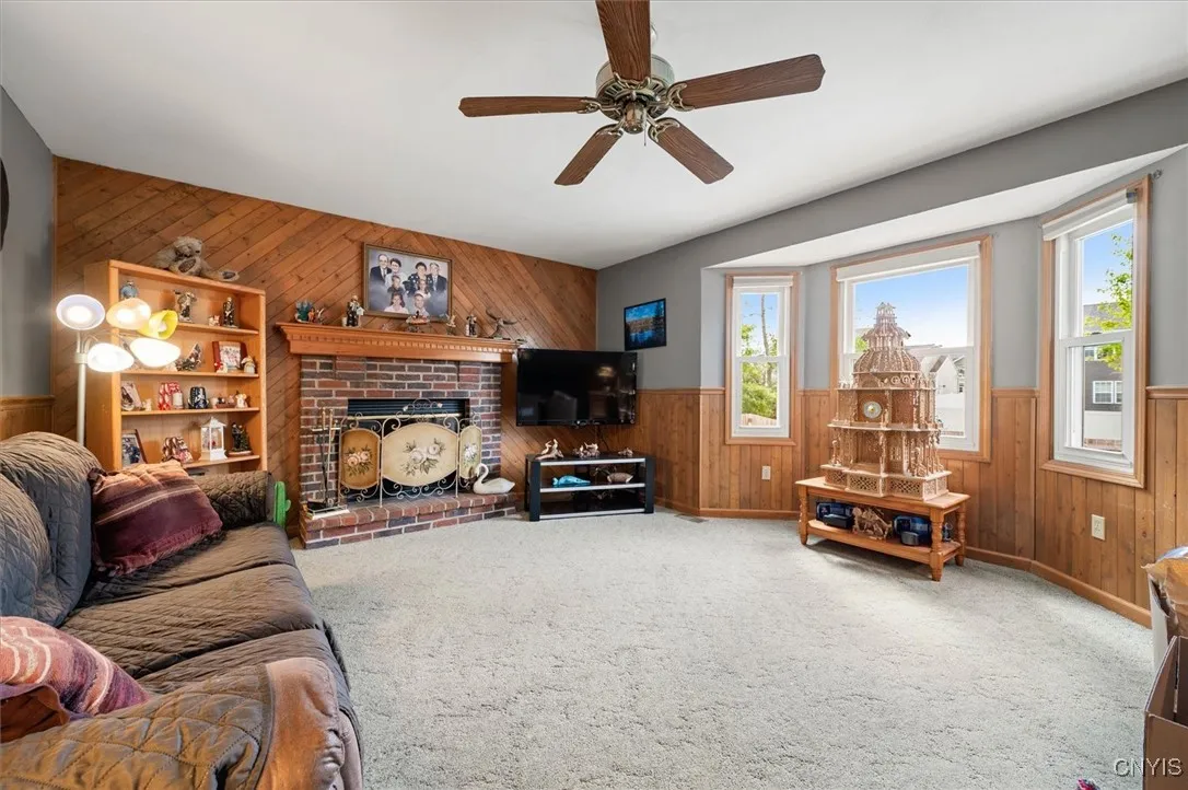 8655 Bayview Drive, Cicero, New York 13039, Cicero, New York 13039, 3 Bedrooms Bedrooms, 9 Rooms Rooms,1 BathroomBathrooms,Residential,For Sale,8655 Bayview Drive, Cicero, New York 13039,0,S1640235