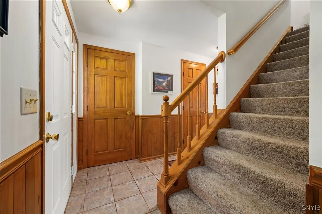 8655 Bayview Drive, Cicero, New York 13039, Cicero, New York 13039, 3 Bedrooms Bedrooms, 9 Rooms Rooms,1 BathroomBathrooms,Residential,For Sale,8655 Bayview Drive, Cicero, New York 13039,0,S1640235