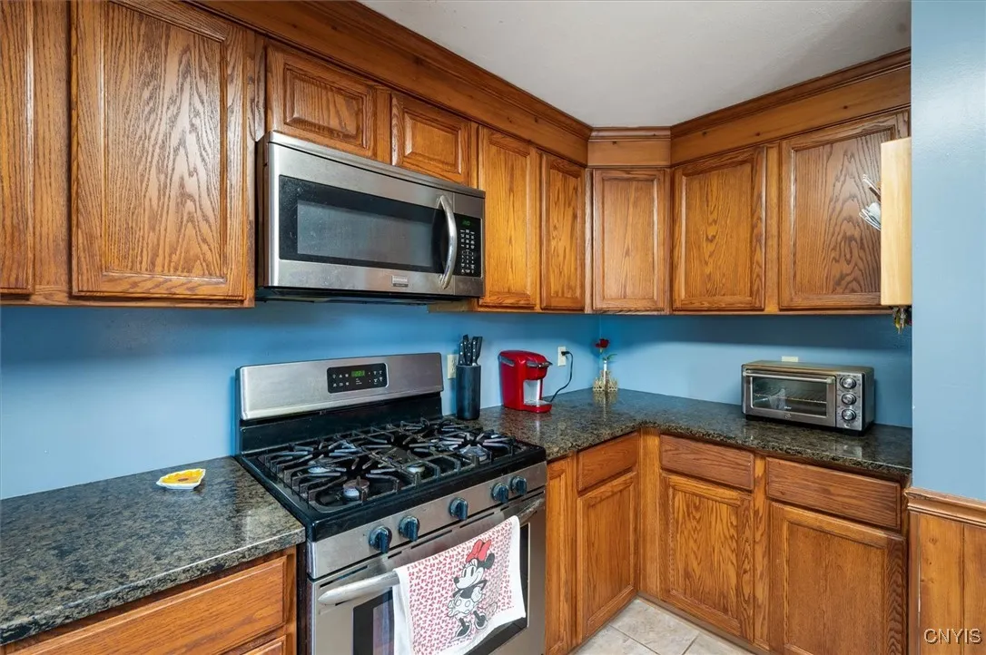 8655 Bayview Drive, Cicero, New York 13039, Cicero, New York 13039, 3 Bedrooms Bedrooms, 9 Rooms Rooms,1 BathroomBathrooms,Residential,For Sale,8655 Bayview Drive, Cicero, New York 13039,0,S1640235