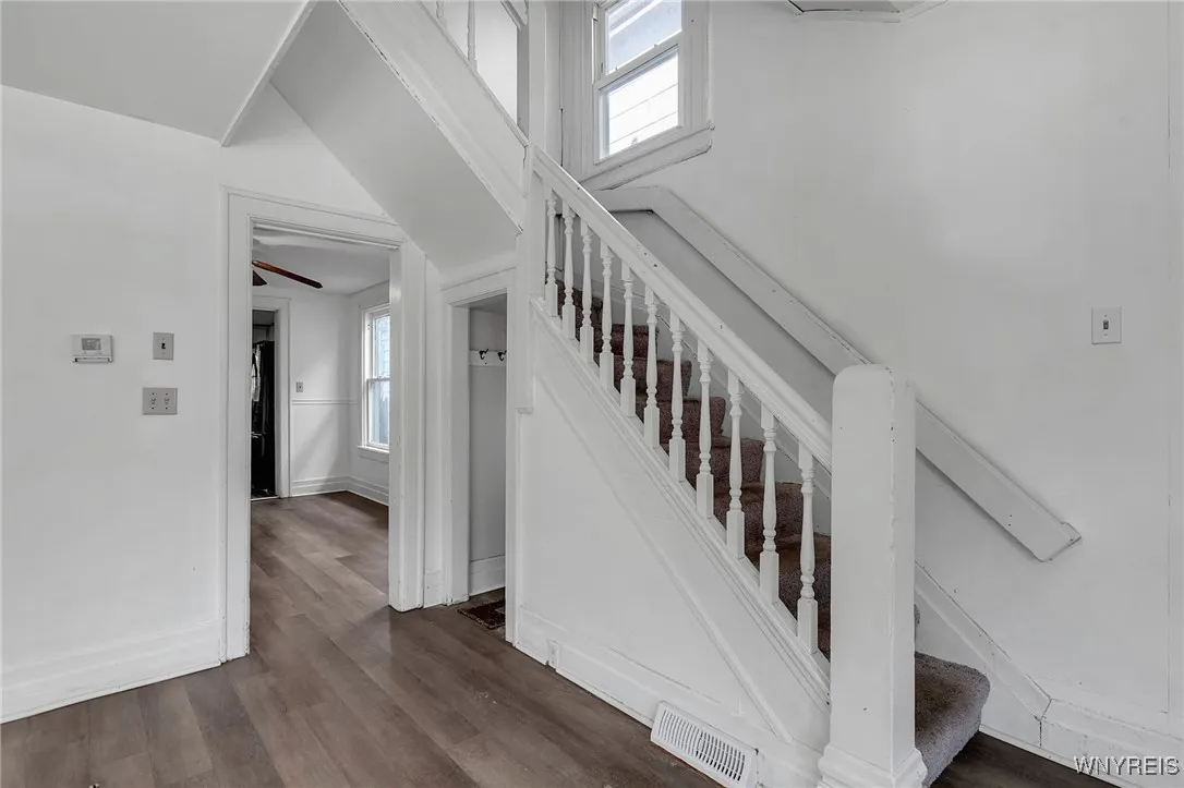90 Greenwood Place, Buffalo, New York 14213, Buffalo, New York 14213, 3 Bedrooms Bedrooms, 6 Rooms Rooms,1 BathroomBathrooms,Residential,For Sale,90 Greenwood Place, Buffalo, New York 14213,0,B1639906