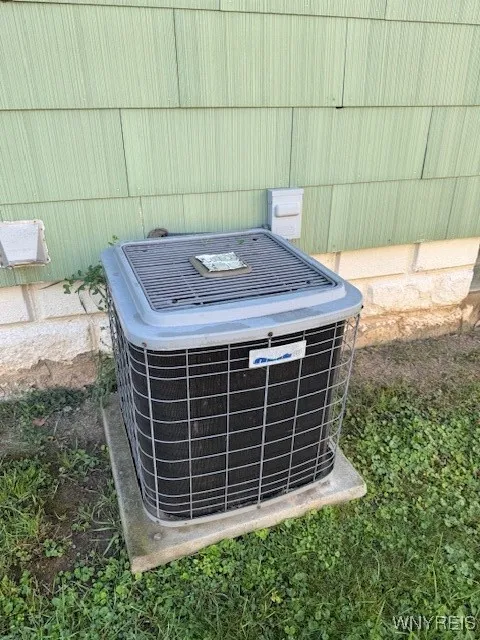 2951 North Avenue, Niagara Falls, New York 14305, Niagara Falls, New York 14305, 3 Bedrooms Bedrooms, 7 Rooms Rooms,1 BathroomBathrooms,Residential,Closed,2951 North Avenue, Niagara Falls, New York 14305,0,B1640776