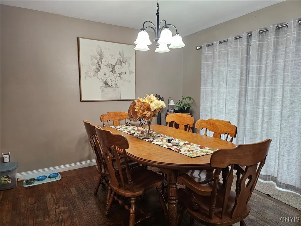 516 Woodburne Drive, Utica, New York 13502, Utica, New York 13502, 3 Bedrooms Bedrooms, 7 Rooms Rooms,2 BathroomsBathrooms,Residential,For Sale,516 Woodburne Drive, Utica, New York 13502,0,S1641045